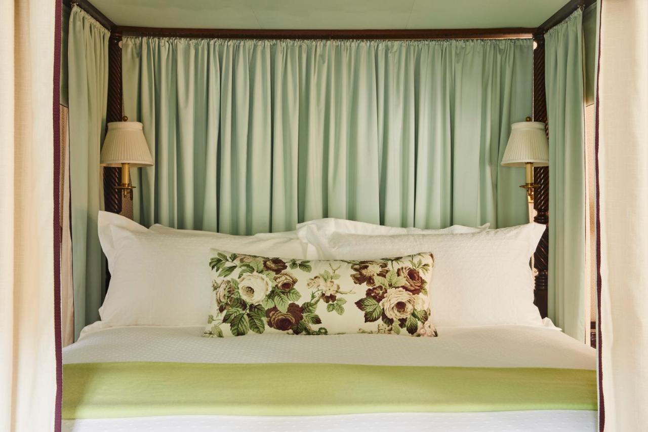 The Mayflower Inn & Spa, Auberge Resorts Collection Washington Экстерьер фото